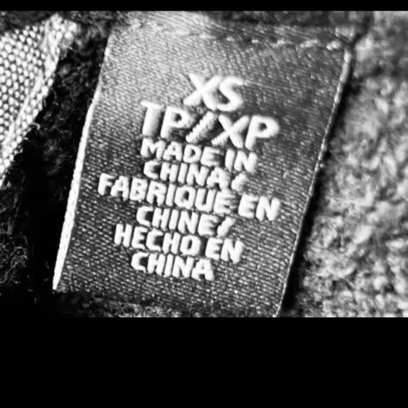 Tommy Hilfiger Men's Navy Cable Knit Sweater - Picture 6 of 6